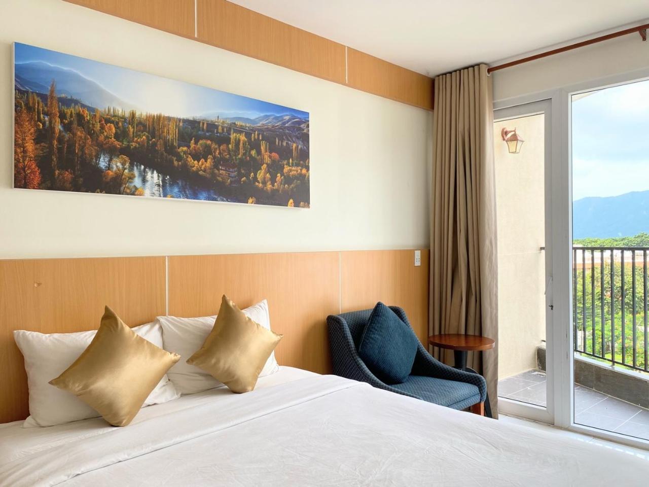 Conson Hotel Chi Khu Co Ong 외부 사진