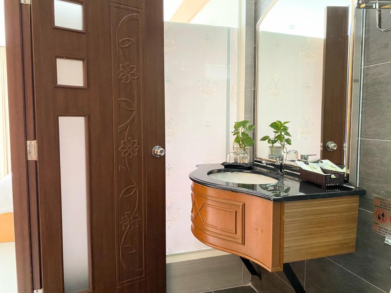 Conson Hotel Chi Khu Co Ong 외부 사진